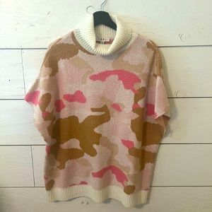 Pink camo THML sleeveless sweater, S/XS